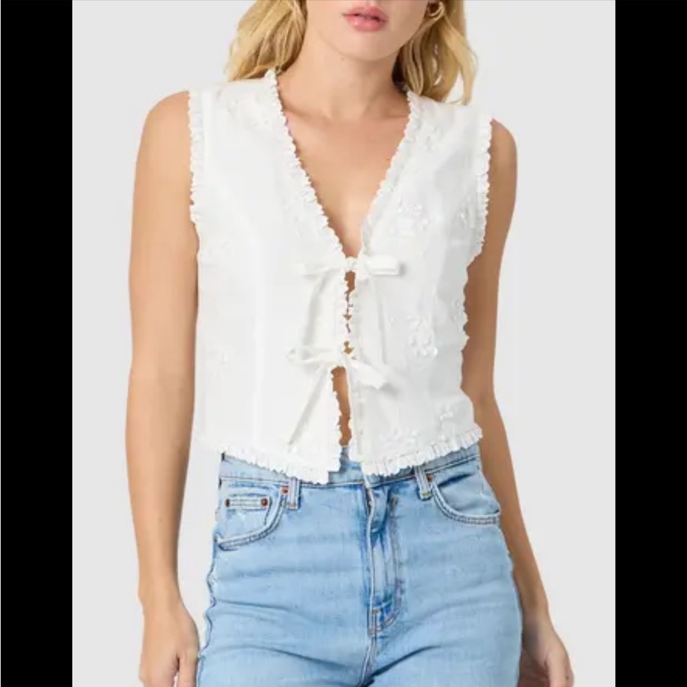Arula Ruffle Embroidered Tie Front Tank - Picture 5 of 6